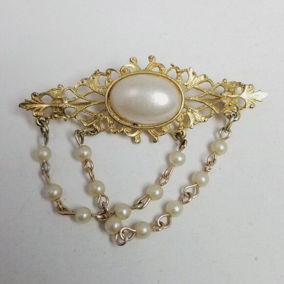 Vintage Gold Tone and Faux Pearl Swag Chain Bar Brooch, Fancy Regal 80s Design - Picture 6 of 6